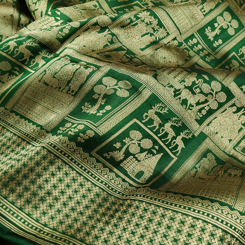 Green Color Pure Katan Silk Handwoven Tanchoi Banarasi Saree