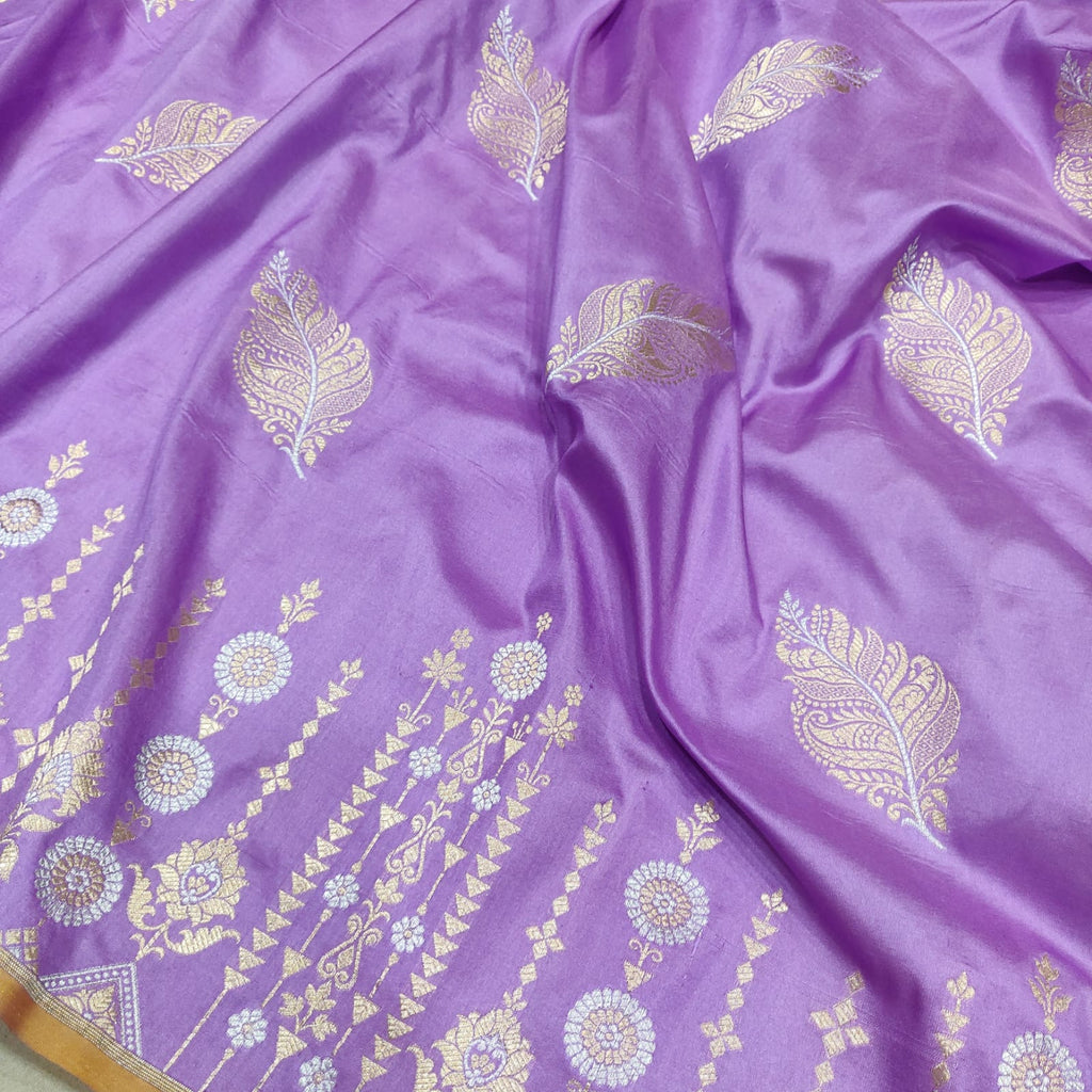 Lavender Colour Pure Katan Silk Handwoven Banarasi Saree