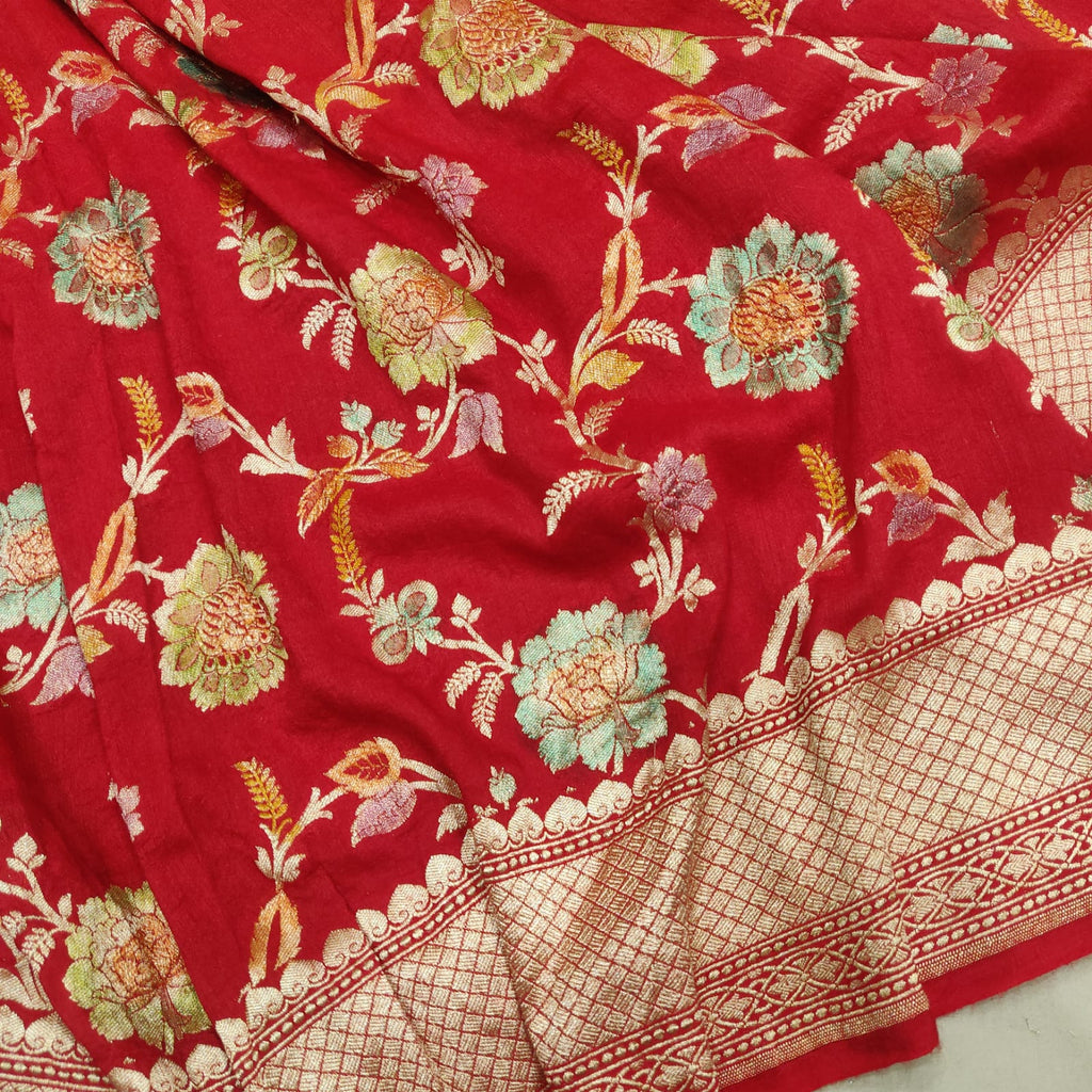 Red Colour Pure Munga Handwoven Banarasi Saree