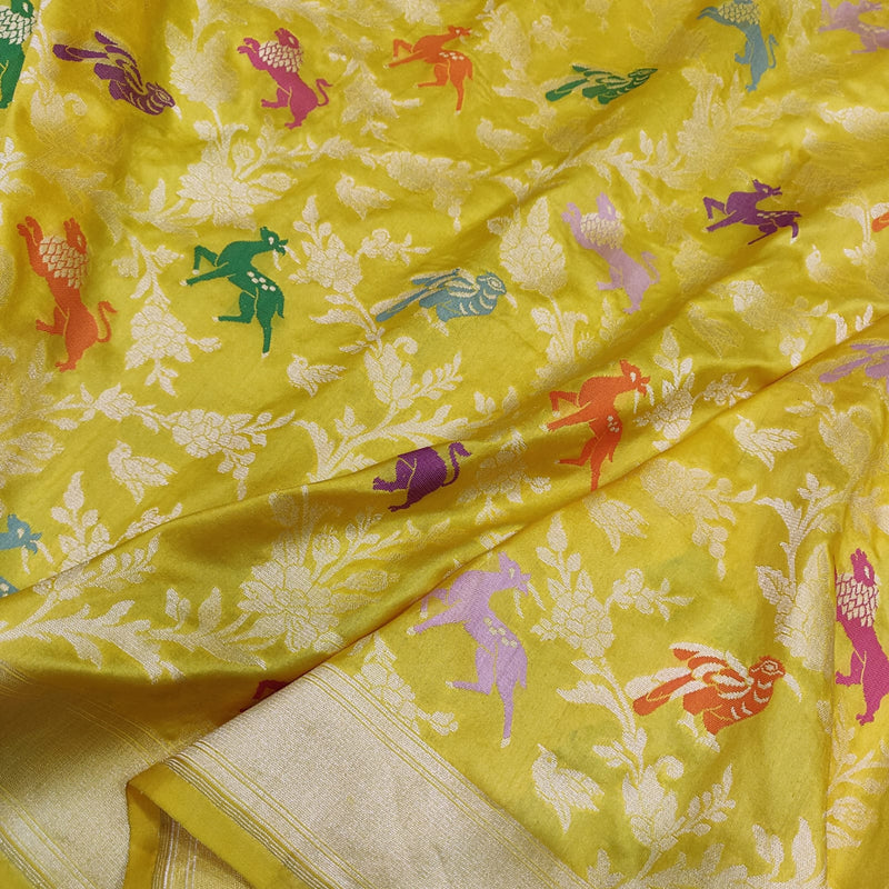 Yellow Colour Pure Katan Silk Handwoven Banarasi Saree