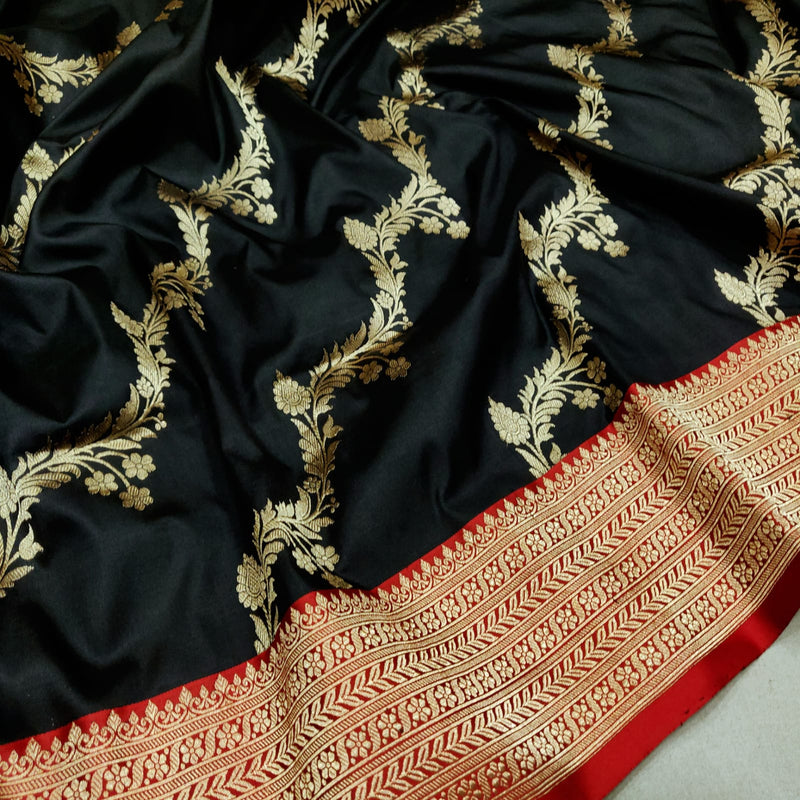 Black Color Pure Katan Silk Handwoven Banarasi Saree