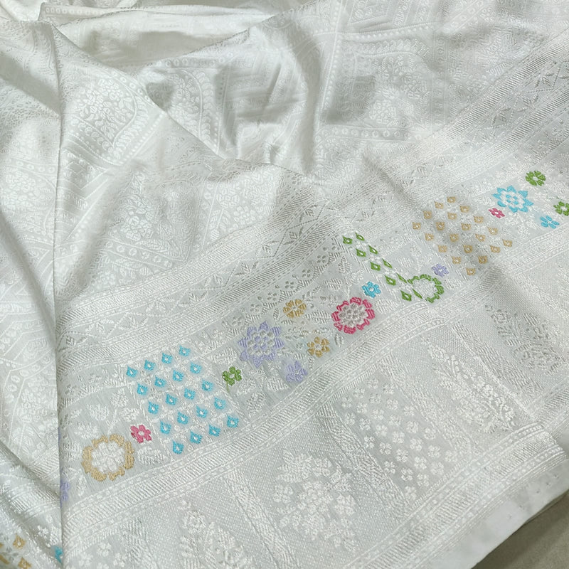 White Color Pure Katan Silk Handwoven Banarasi Saree