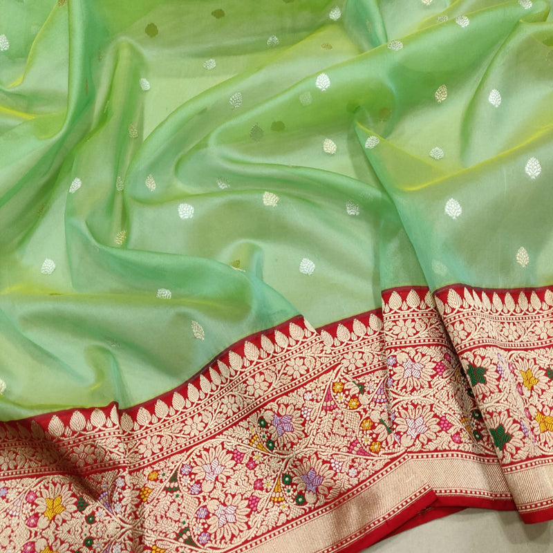 Green Color Pure Kora Silk Handwoven Banarasi Saree