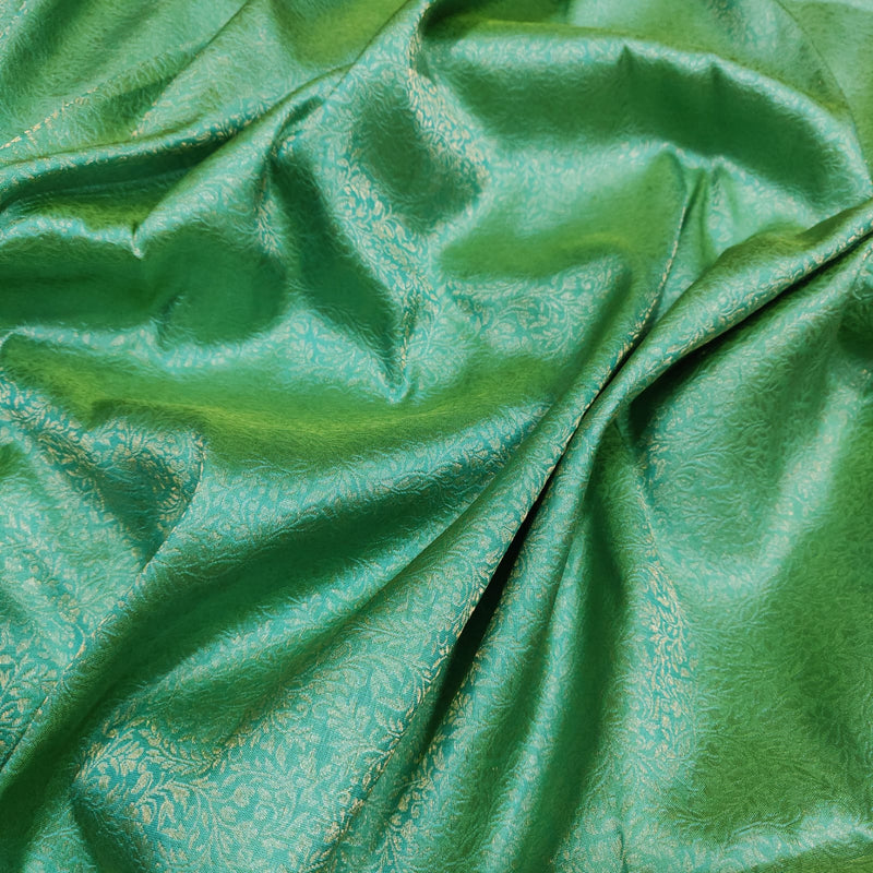 Pure Katan Silk Handwoven Tanchoi Banarasi Saree