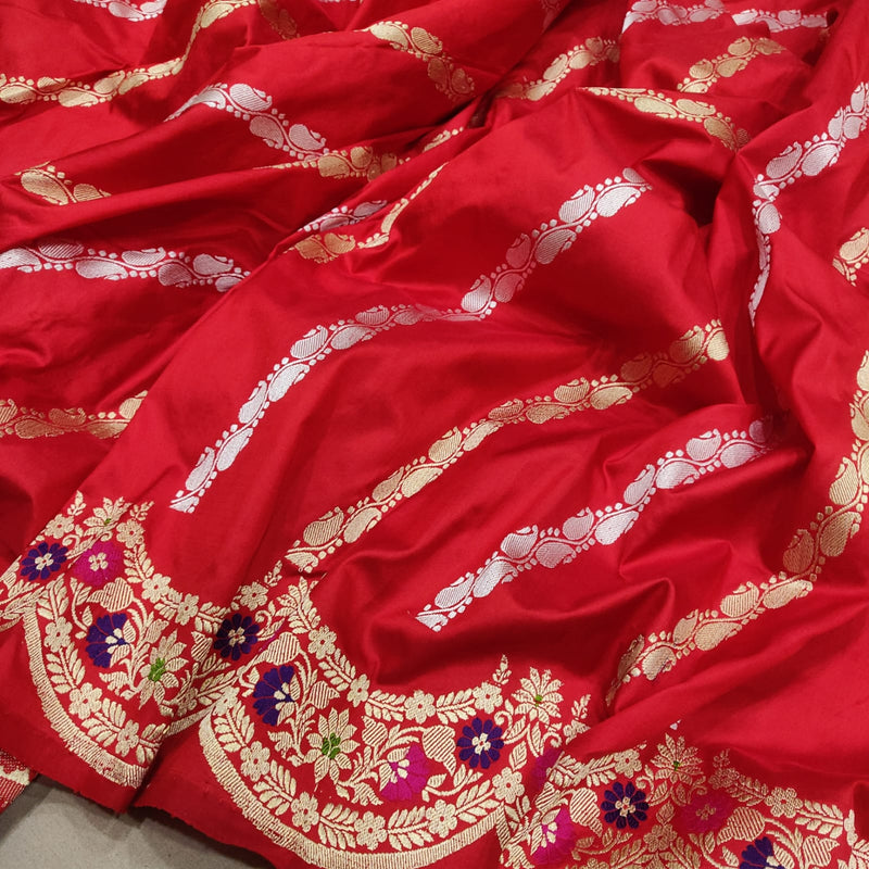 Red Colour Pure Katan Silk Handwoven Banarasi Saree