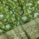 Green Colour Pure Katan Silk Handwoven Banarasi Jungla Saree