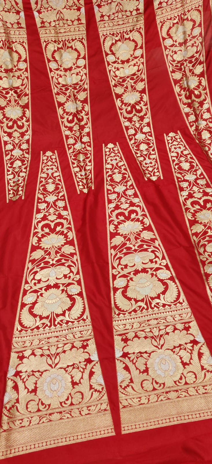 Red Color Katan Silk Handwoven Banarasi Lehenga