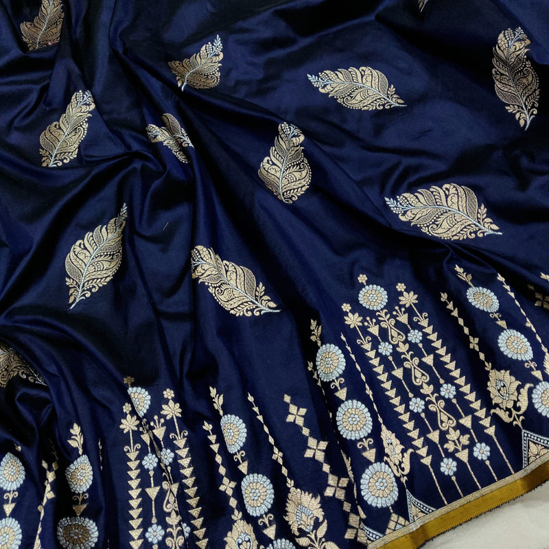 Navy Blue Colour Pure Katan Silk Handwoven Banarasi Saree