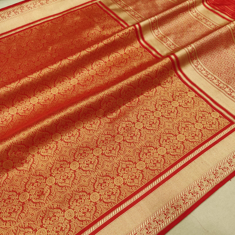 Red colour pure katan silk Handwoven banarasi Tanchoi saree
