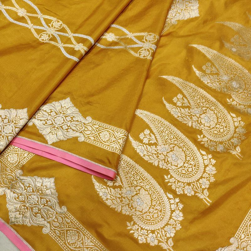 Mustard yellow Colour Pure Katan Silk Handwoven Banarasi Saree
