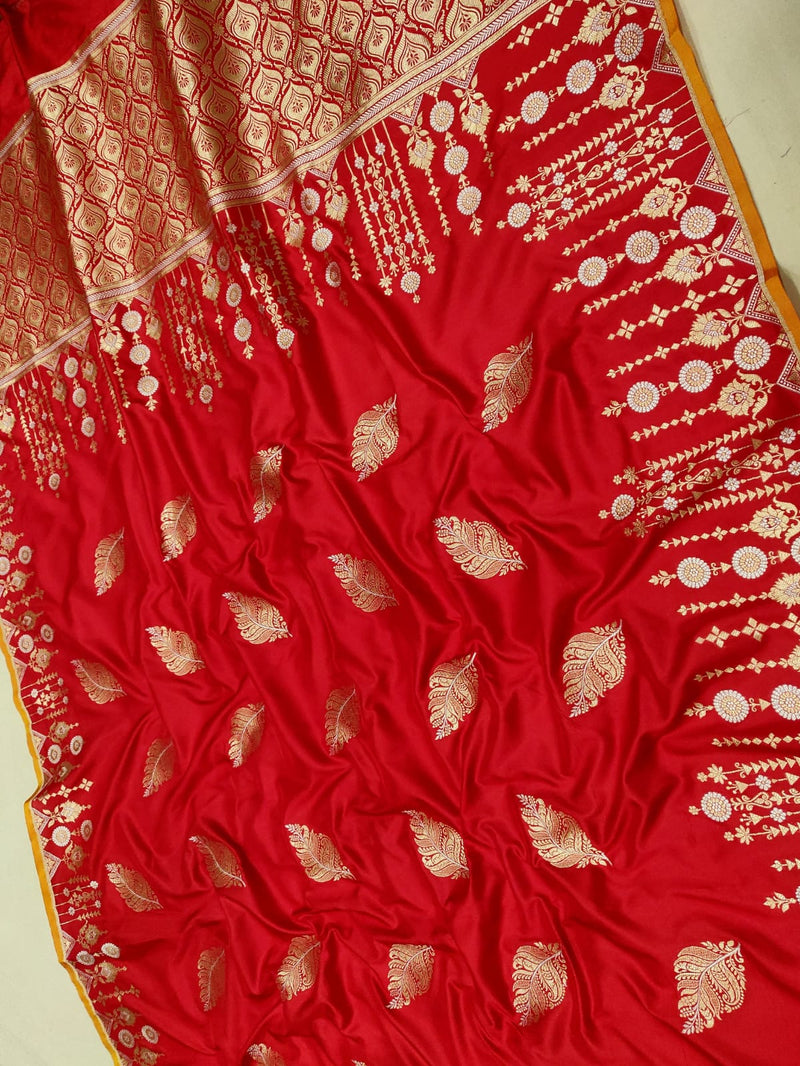 Red Colour Pure Katan Silk Handwoven Banarasi Saree